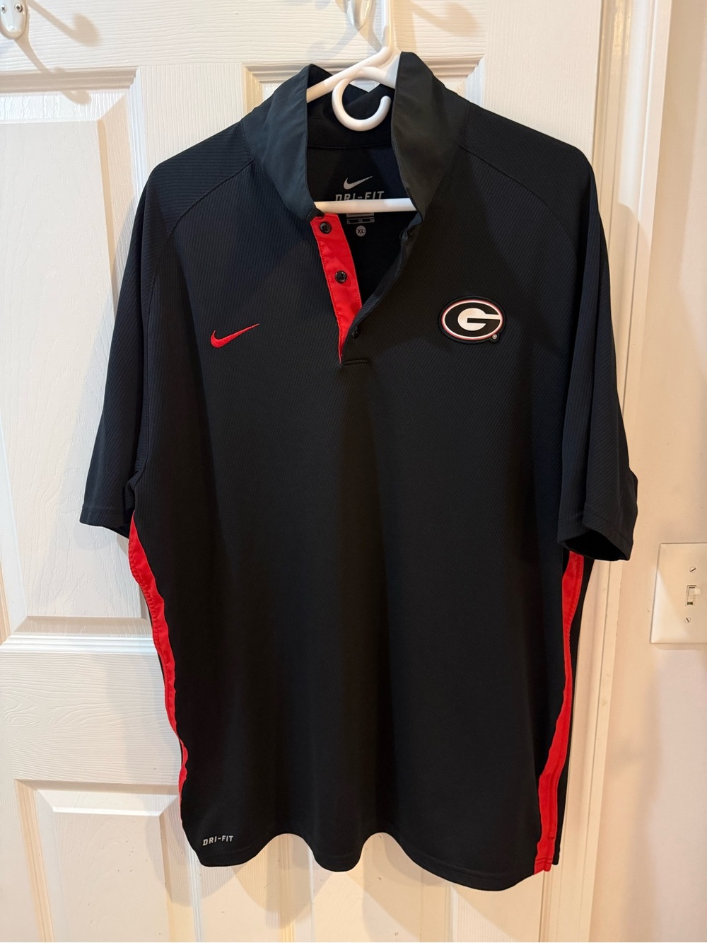Nike Black and Red Men’s Georgia Bulldogs Dri-FIT Polo